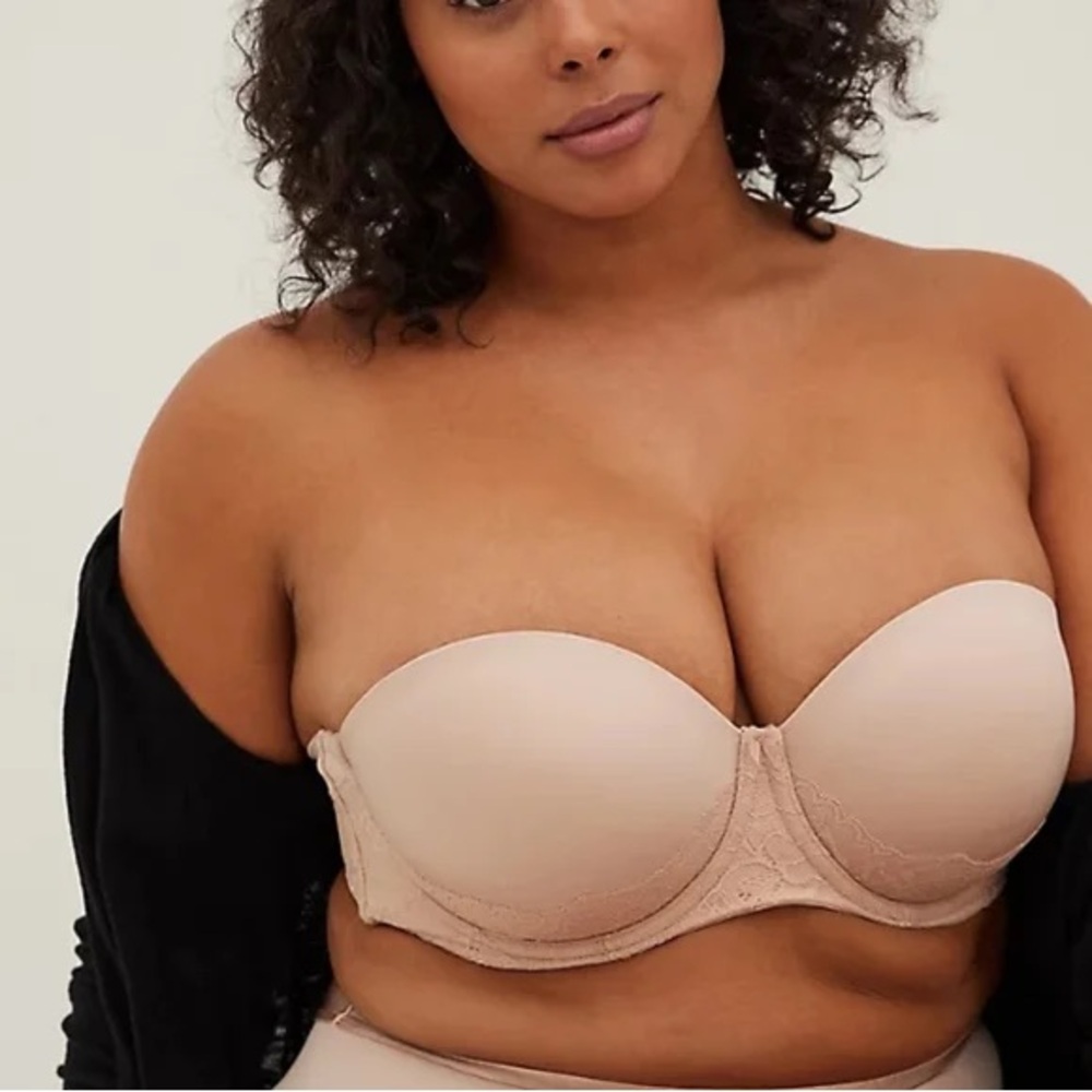 Torrid Curve Strapless MultiWay Bra